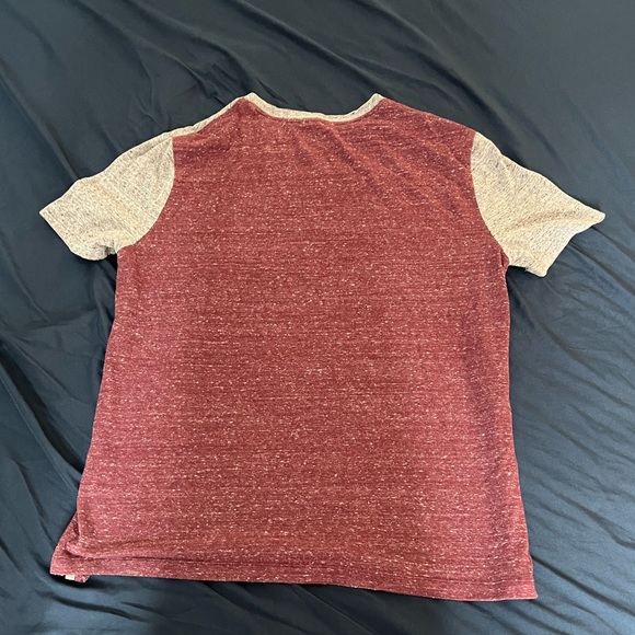 Express Tee (Maroon & Gray) - Picture 2 of 3